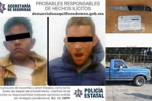 Vecinos detienen en Villa Guerrero a dos presuntos ladrones de auto